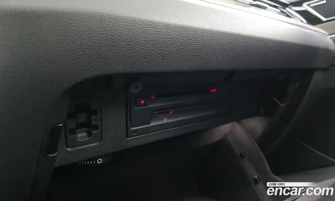 Volkswagen Arteon 2019 2.0 автомат (гидро), фото 30