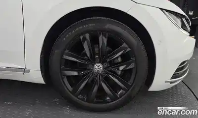 Volkswagen Arteon 2019 2.0 автомат (гидро), миниатюра 7