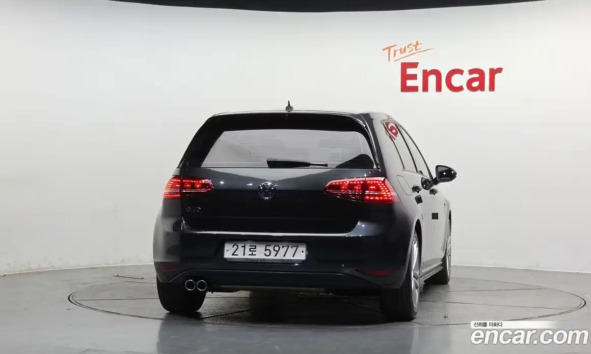 Volkswagen Golf 2014 2.0 автомат (гидро), фото 4