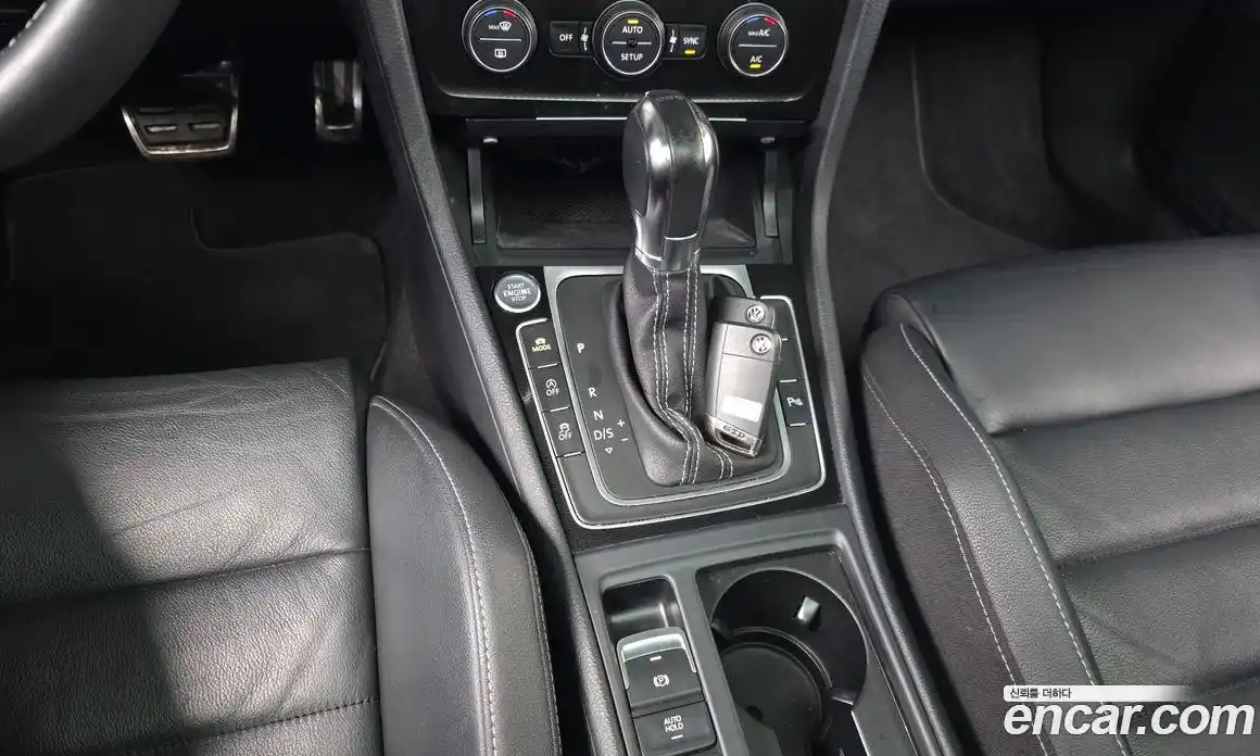 Volkswagen Golf 2014 2.0 автомат (гидро), фото 9