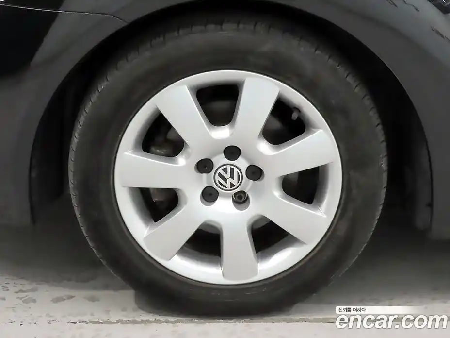 Volkswagen Beatle 2002 2.0 автомат (гидро), фото 20