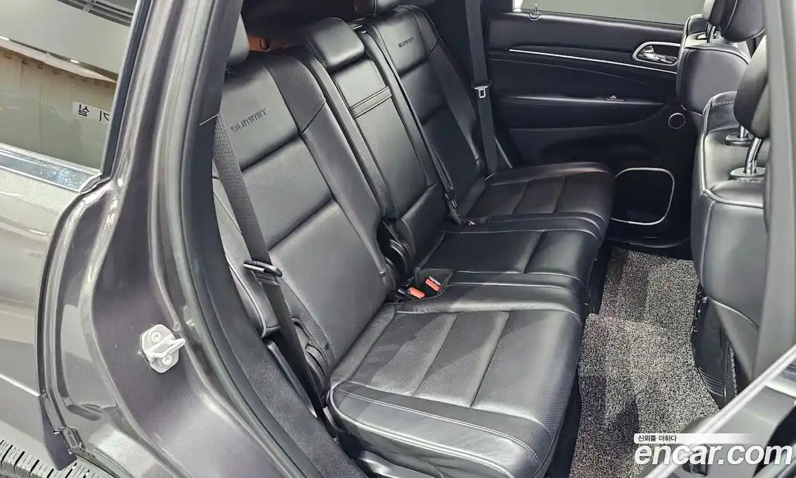 Jeep Cherokee 2021 3.6 автомат (гидро), фото 17