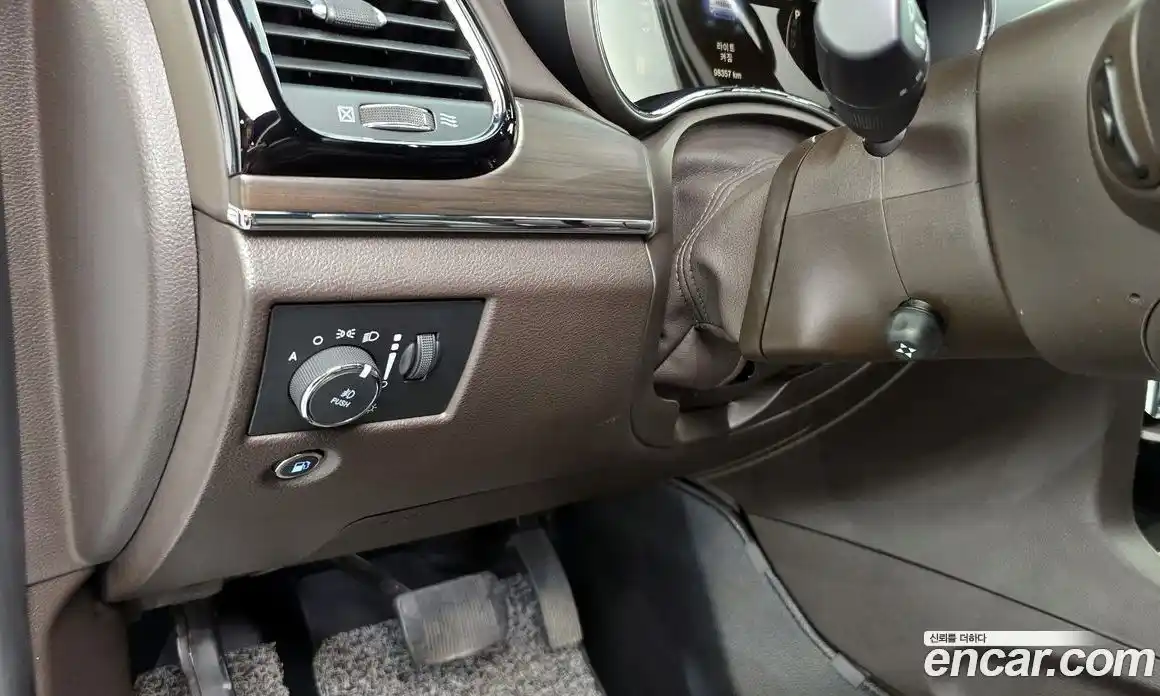 Jeep Cherokee 2019 3.0 автомат (гидро), фото 26