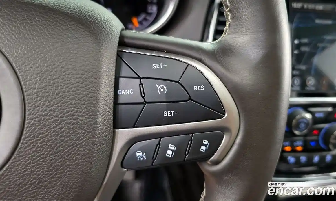 Jeep Cherokee 2019 3.0 автомат (гидро), фото 31