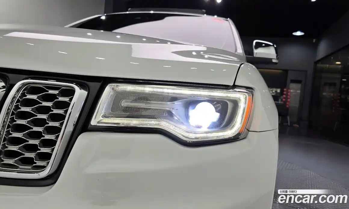 Jeep Cherokee 2019 3.0 автомат (гидро), фото 8