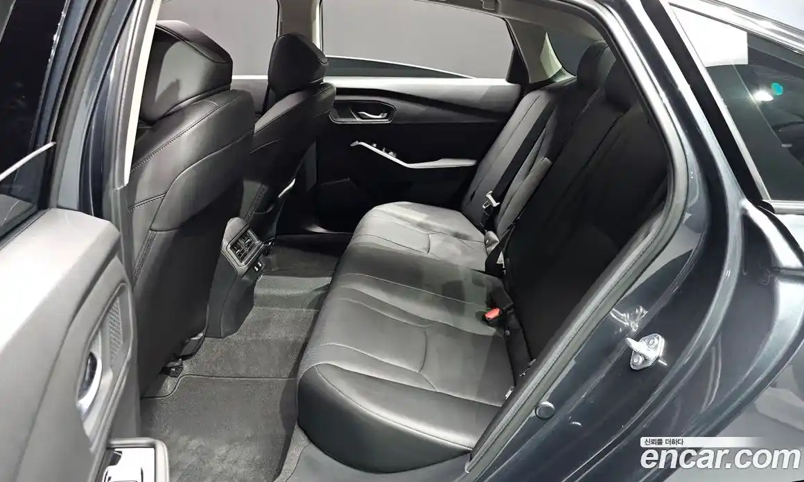 Honda Accord 2024 2.0 автомат (гидро), фото 16