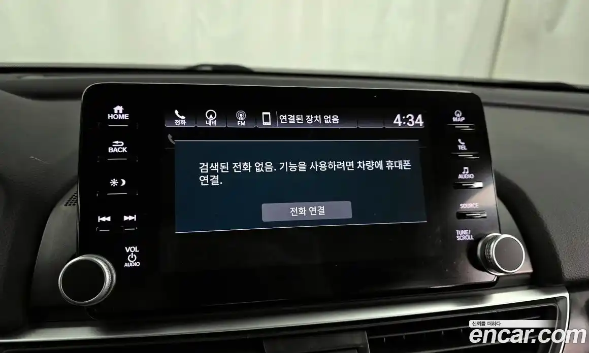 Honda Accord 2018 2.0 автомат (гидро), фото 16
