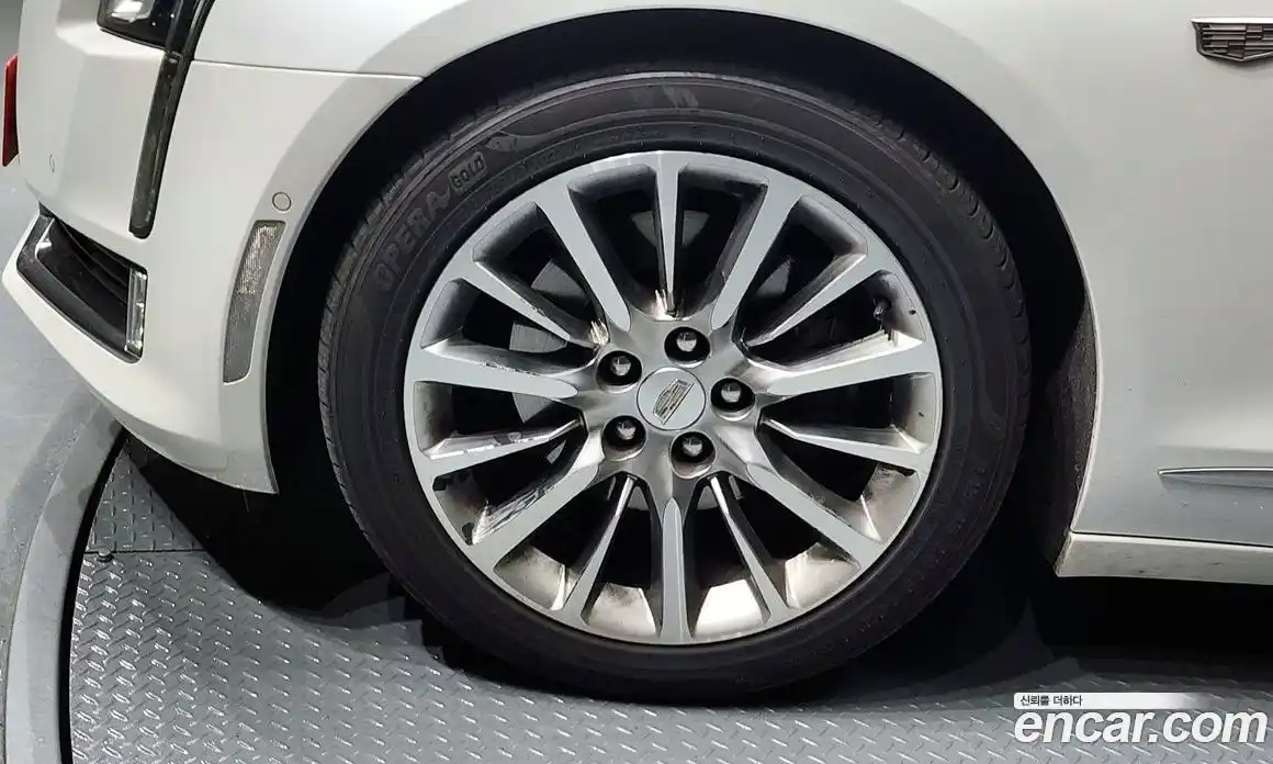 Cadillac CT6 2017 3.6 автомат (гидро), фото 5