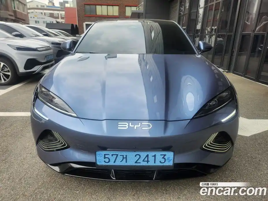 BYD Seal 2025 0.3 автомат (гидро), фото 2 BYD Seal 2025 0.3 автомат (гидро), фото 2