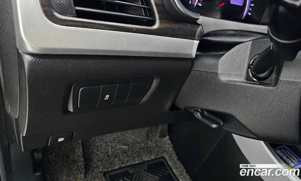 SsangYong Korando 2014 2.0 автомат (гидро), фото 16