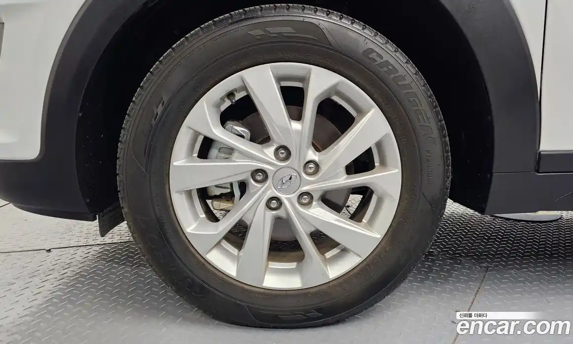 Hyundai Tucson 2019 1.6 автомат (гидро), фото 5