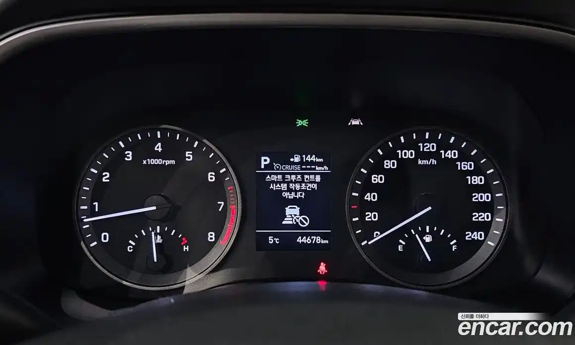 Hyundai Tucson 2019 1.6 автомат (гидро), фото 8