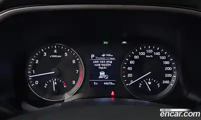 Hyundai Tucson 2019 1.6 автомат (гидро), миниатюра 8