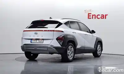 Hyundai Kona 2023 1.6 автомат (гидро), миниатюра 2