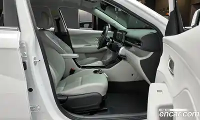 Hyundai Kona 2023 1.6 автомат (гидро), миниатюра 10