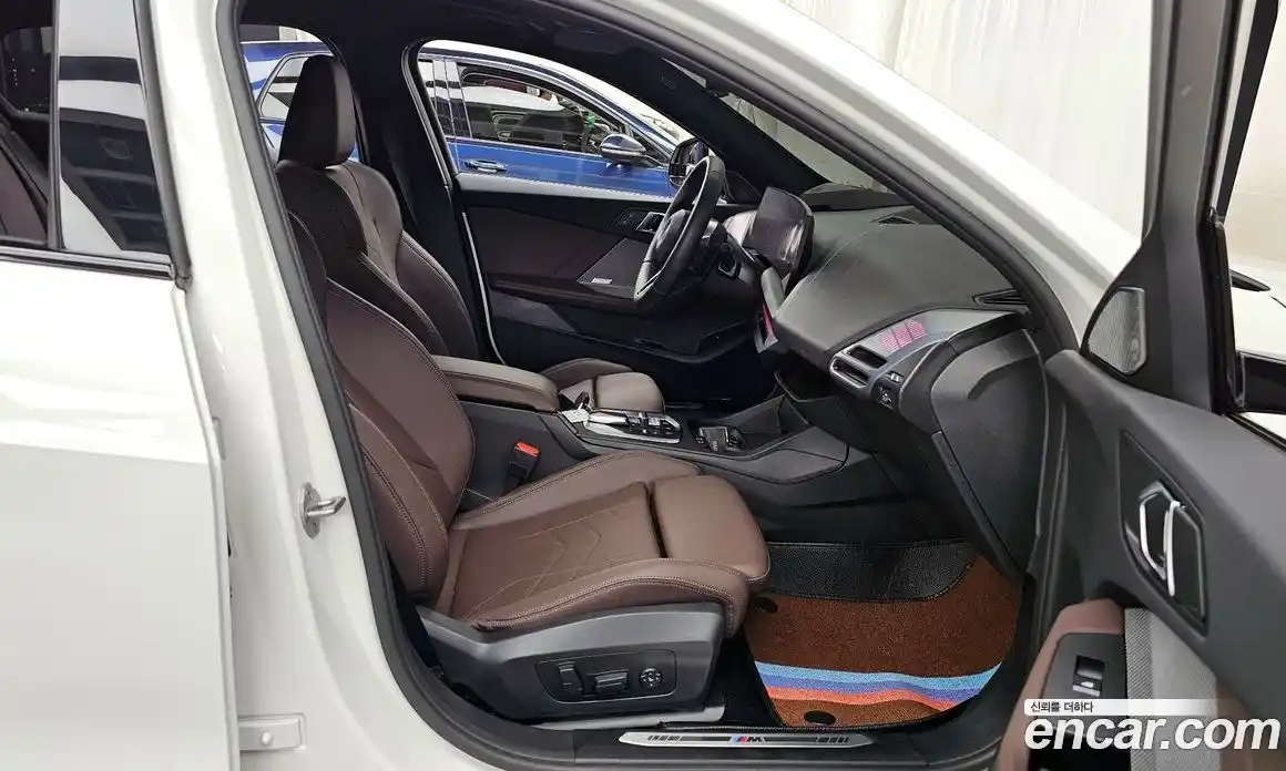 BMW 1 серия 2025 2.0 автомат (гидро), фото 11