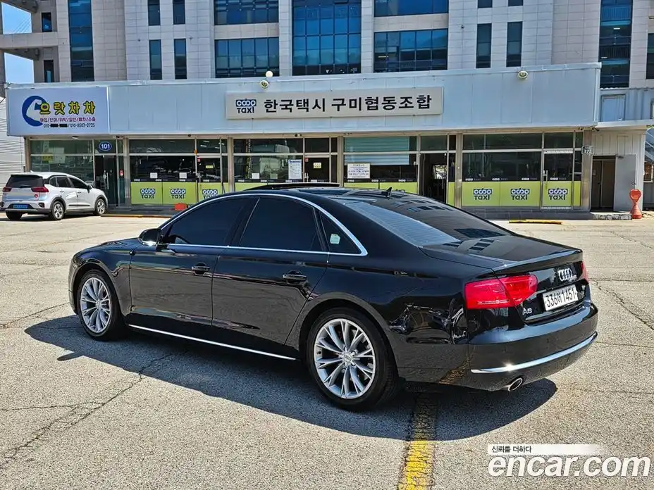 Audi A8 2010 4.2 автомат (гидро), фото 7