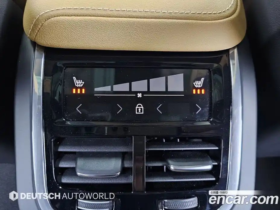 Volvo V60 2023 2.0 автомат (гидро), фото 16