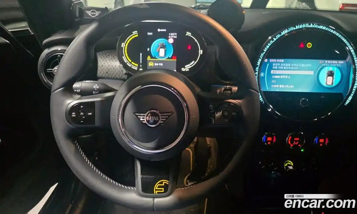 Mini Cooper 2023 автомат (гидро), фото 13