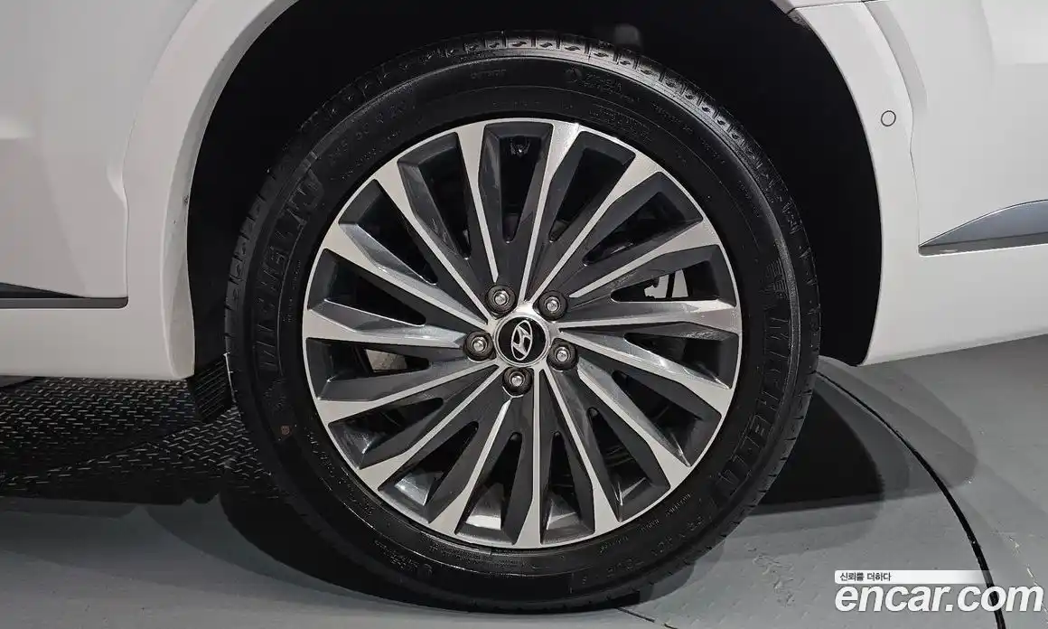 Hyundai Palisade 2023 3.8 автомат (гидро), фото 6