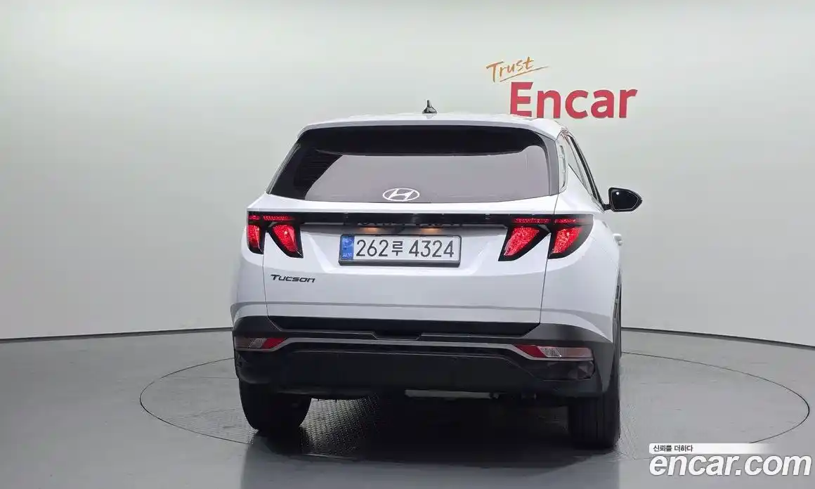 Hyundai Tucson 2023 2.0 автомат (гидро), фото 4