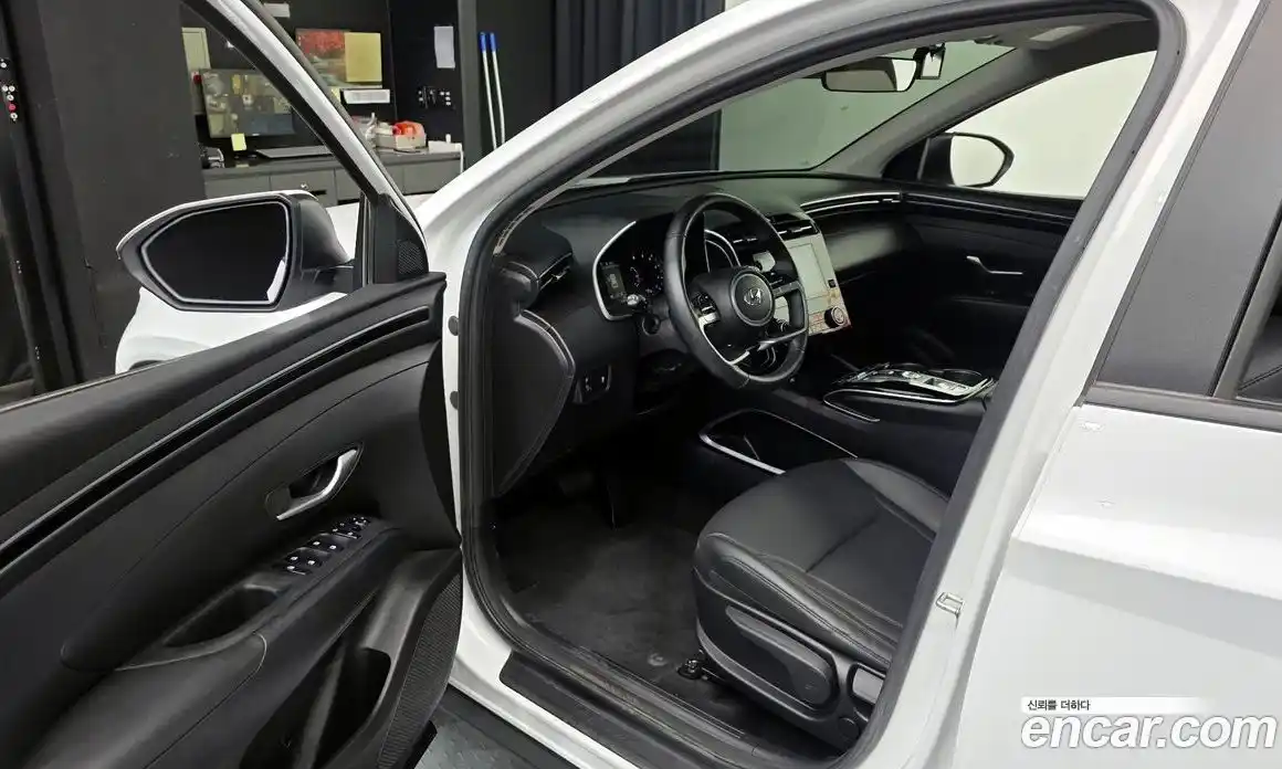 Hyundai Tucson 2023 2.0 автомат (гидро), фото 10