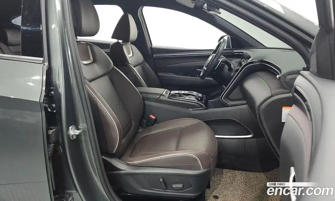 Hyundai Tucson 2022 1.6 автомат (гидро), фото 13