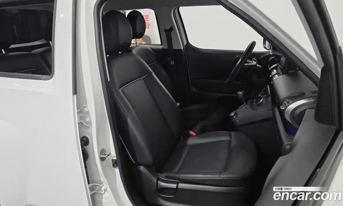 Hyundai Casper 2022 1.0 автомат (гидро), фото 16