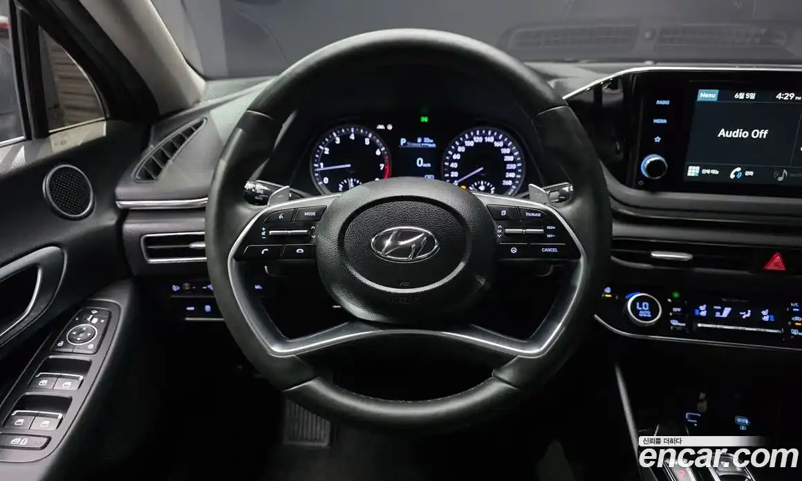 Hyundai Sonata 2019 2.0 автомат (гидро), фото 19