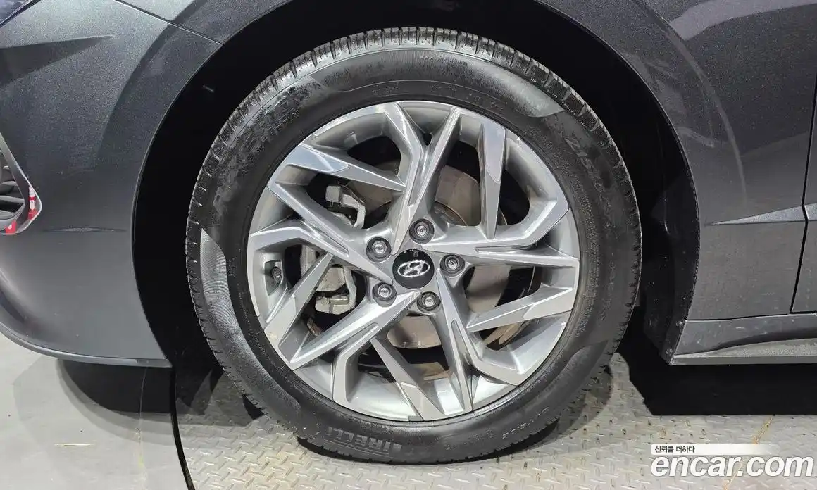 Hyundai Sonata 2019 2.0 автомат (гидро), фото 5