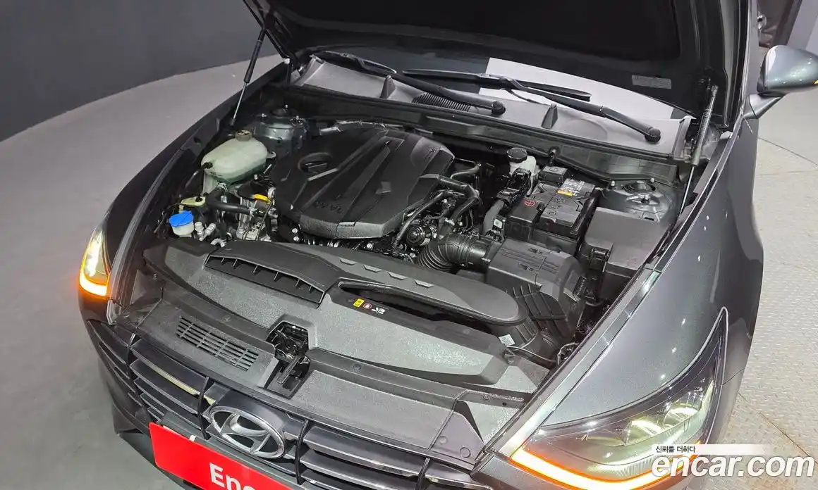 Hyundai Sonata 2019 2.0 автомат (гидро), фото 6