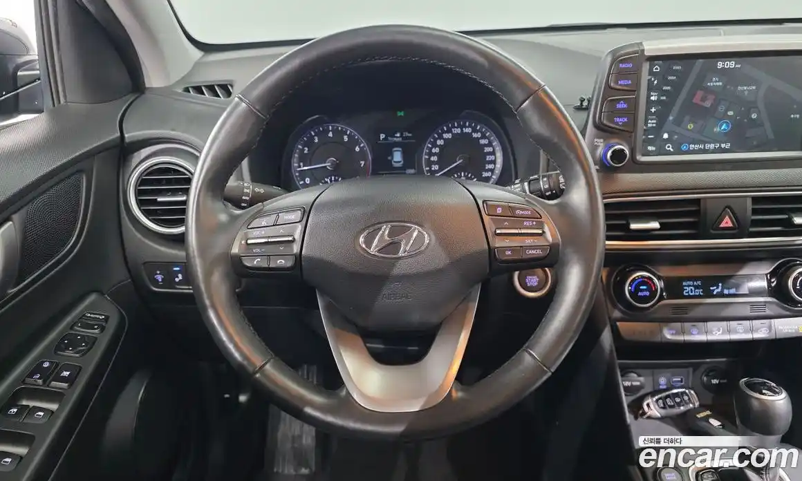 Hyundai Kona 2018 1.6 автомат (гидро), фото 20