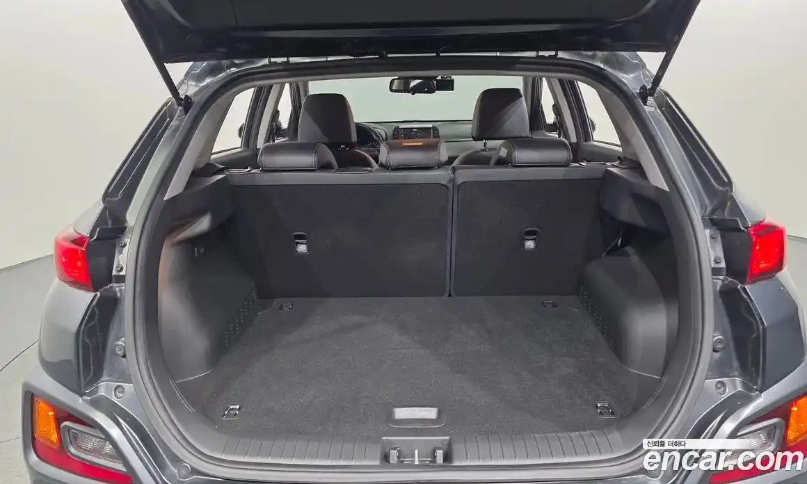 Hyundai Kona 2018 1.6 автомат (гидро), фото 23