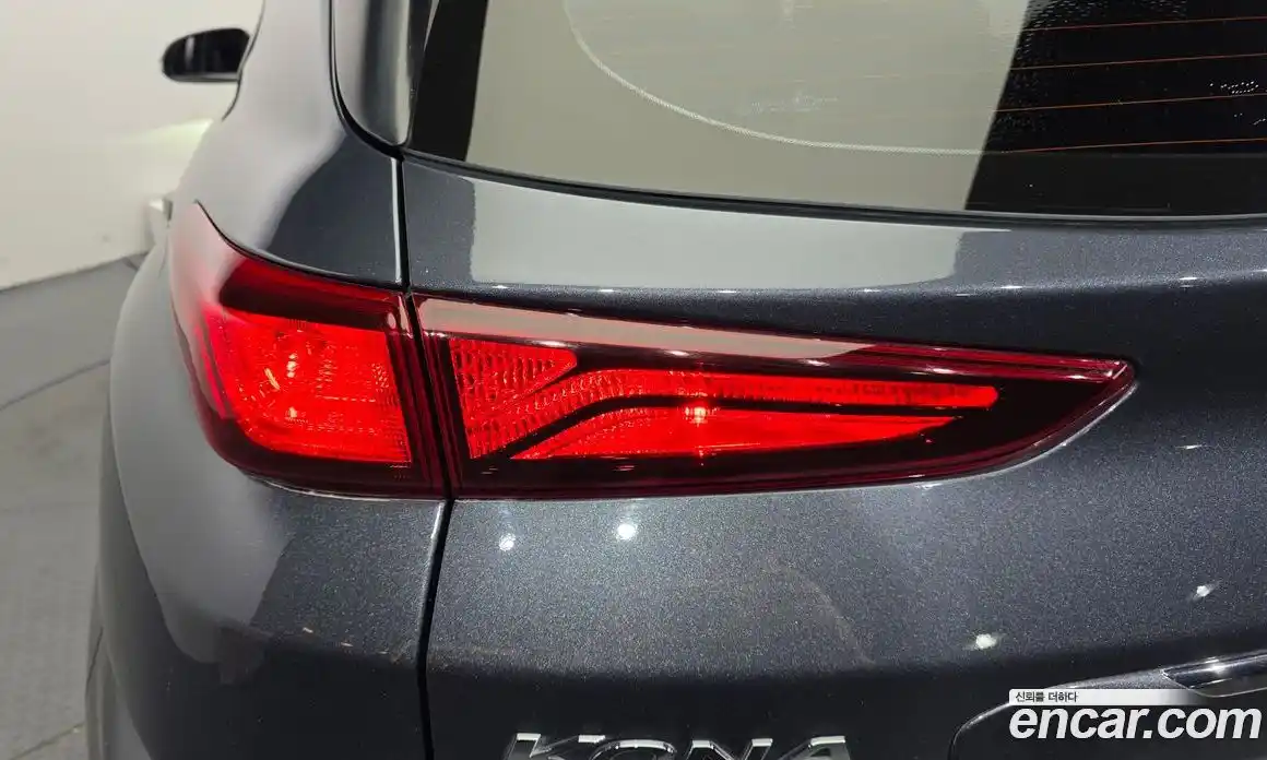 Hyundai Kona 2018 1.6 автомат (гидро), фото 9