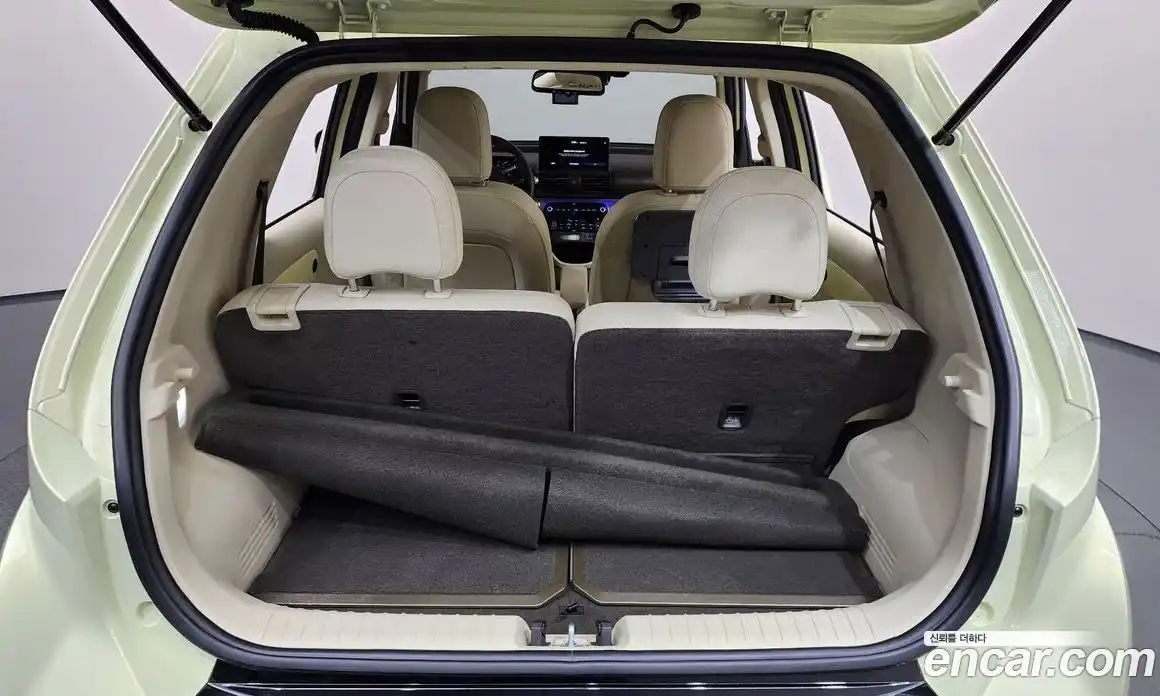 Hyundai Casper 2024 0.2 автомат (гидро), фото 26