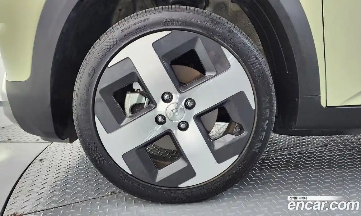 Hyundai Casper 2024 0.2 автомат (гидро), фото 5