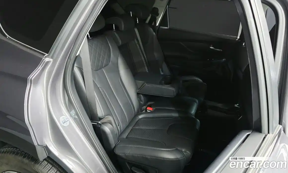 Hyundai Santa Fe 2022 2.2 автомат (гидро), фото 16