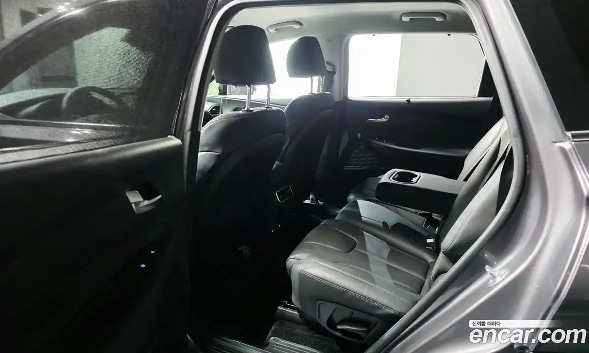 Hyundai Santa Fe 2022 2.2 автомат (гидро), фото 17