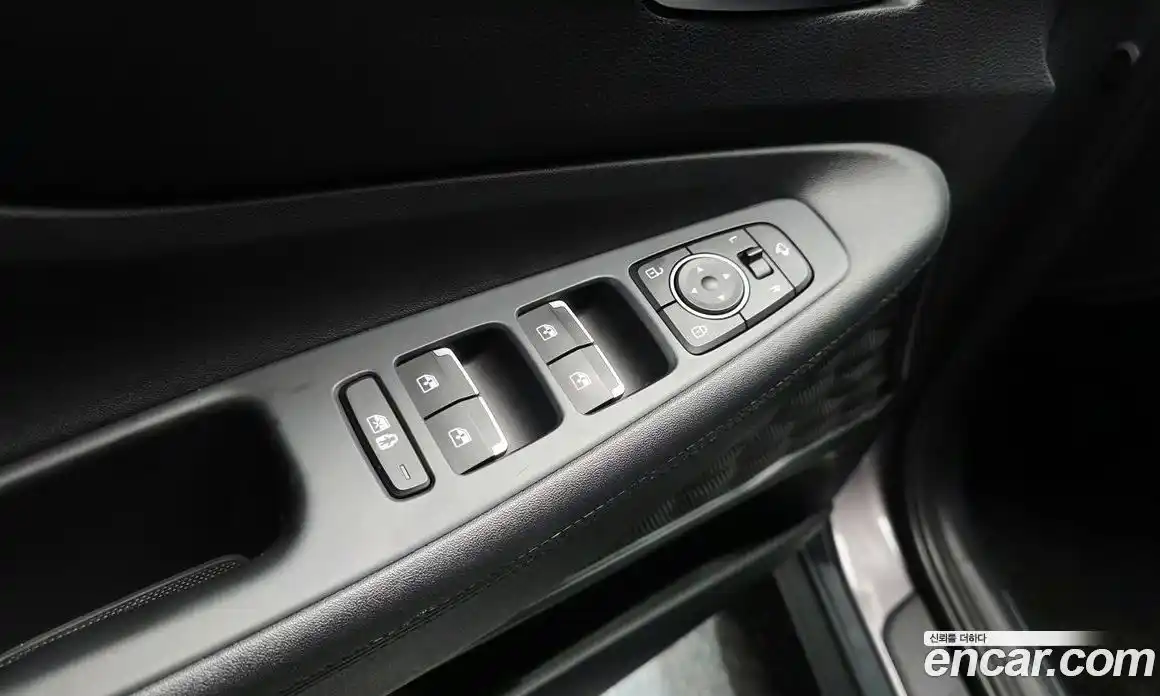 Hyundai Santa Fe 2022 2.2 автомат (гидро), фото 21