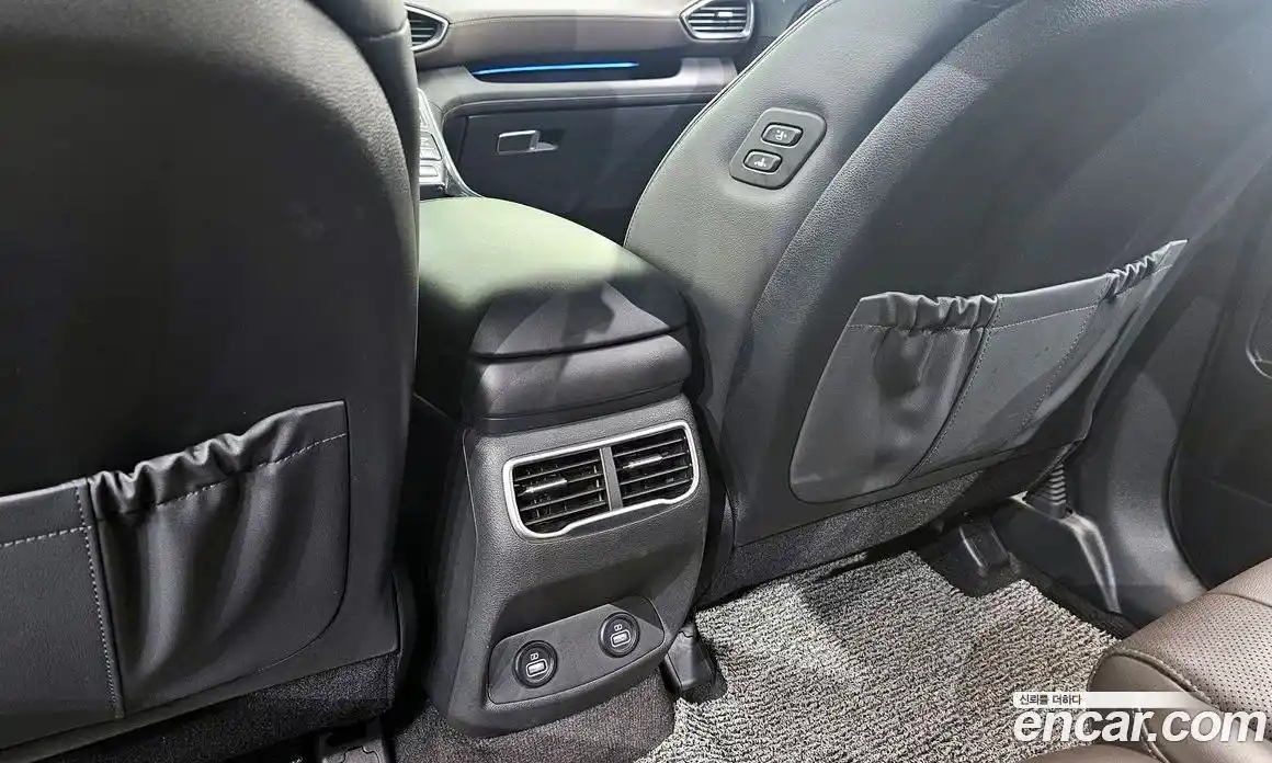 Hyundai Santa Fe 2021 2.5 автомат (гидро), фото 30