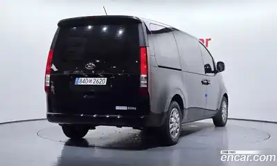 Hyundai Staria 2023 3.5 автомат (гидро), миниатюра 2