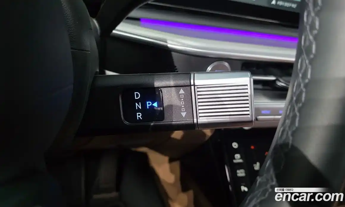 Hyundai Grandeur 2023 1.6 автомат (гидро), фото 12