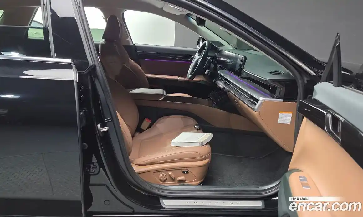 Hyundai Grandeur 2023 1.6 автомат (гидро), фото 16