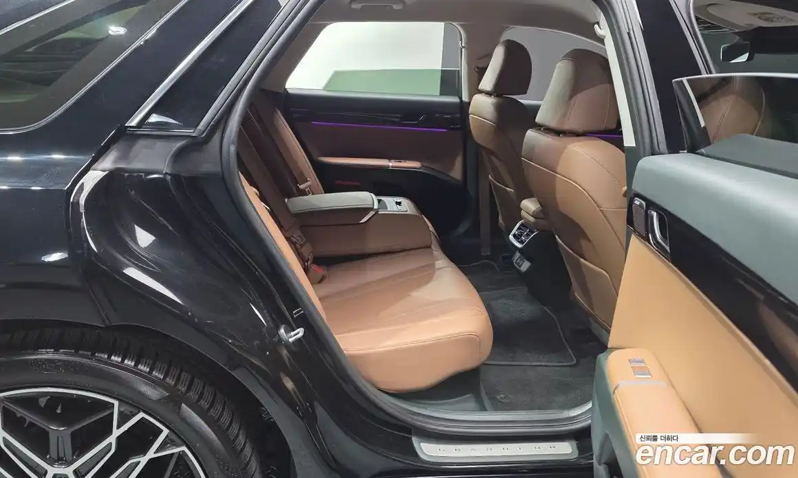 Hyundai Grandeur 2023 1.6 автомат (гидро), фото 17
