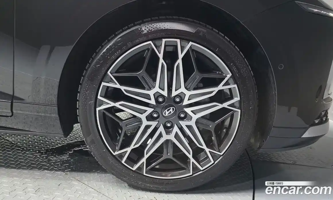 Hyundai Grandeur 2023 1.6 автомат (гидро), фото 7