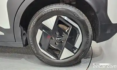 Kia EV3 2025 0.2 автомат (гидро), миниатюра 7
