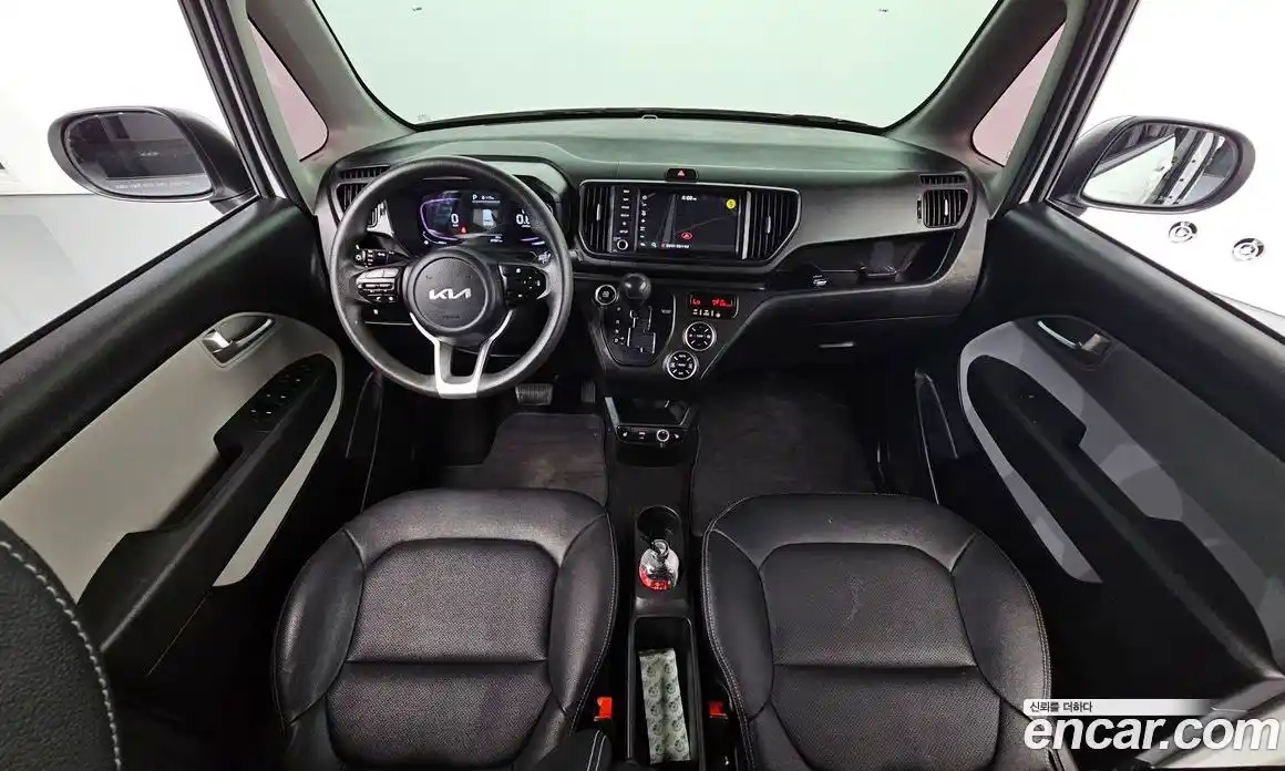 Kia Ray 2023 1.0 автомат (гидро), фото 10