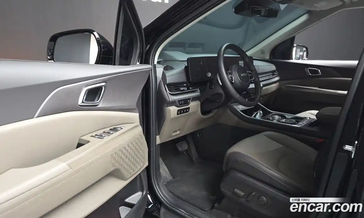 Kia Carnival 2024 2.2 автомат (гидро), фото 12