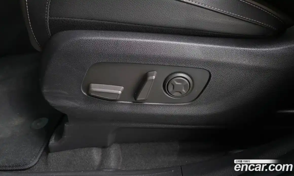 Kia Carnival 2024 2.2 автомат (гидро), фото 25