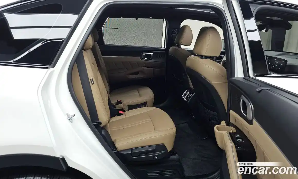 Kia Sorento 2024 1.6 автомат (гидро), фото 17